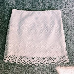 GEOMETRIC LACE MINI